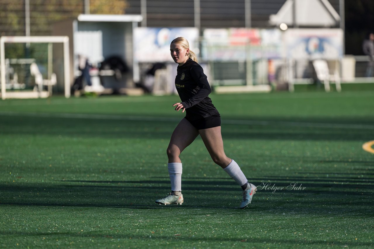 Bild 99 - wBJ VfL Pinneberg2 - Eimsbuttler TV 3 : Ergebnis: 5:0